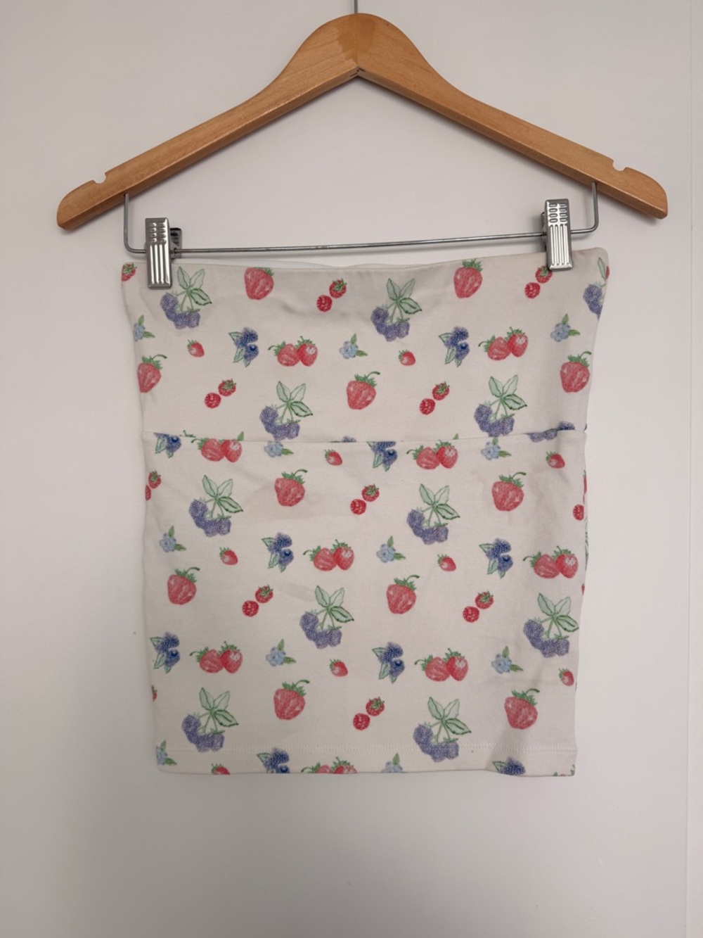 Djerf Avenue berry print tube top